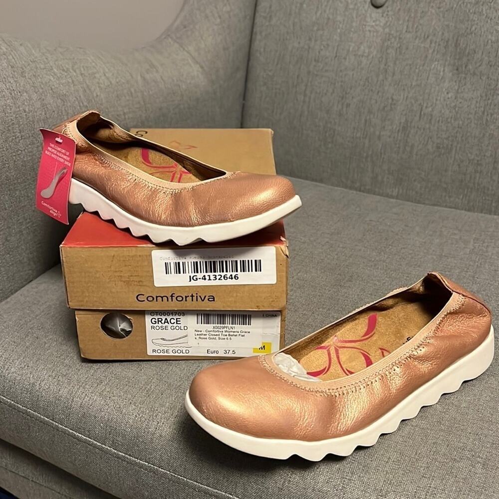 Comfortiva grace Rose Gold slip on leather ballet flat New size 6.5